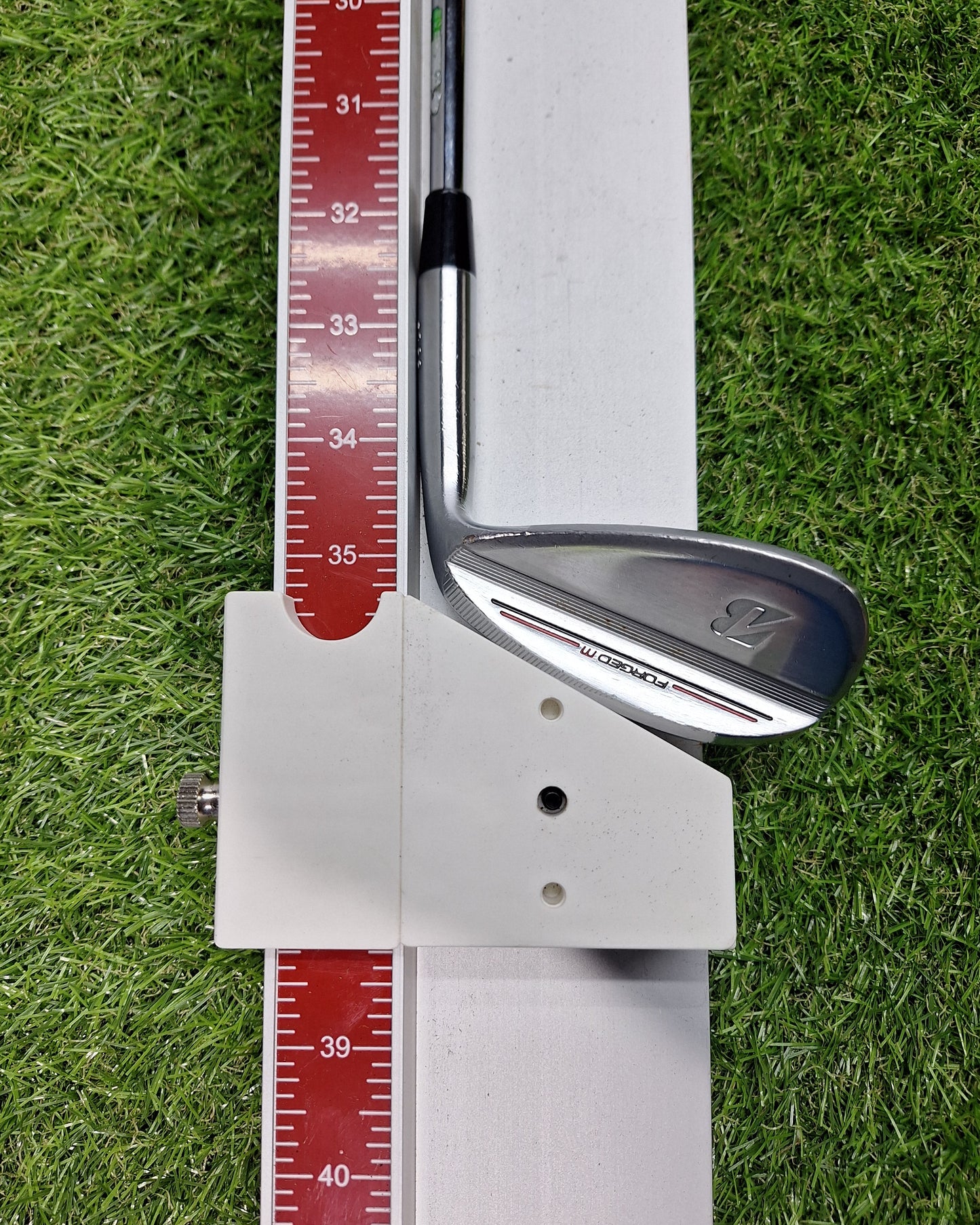 Bridgestone - Forged Wedge Silver - 52/08 - Dynamic Gold S200 - RH - GOOD