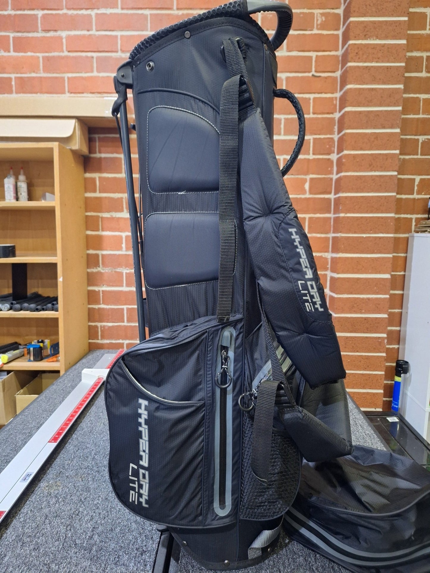 Callaway - Hyper - Dry Lite - Black - Stand Bag - Shams Golf Exchange