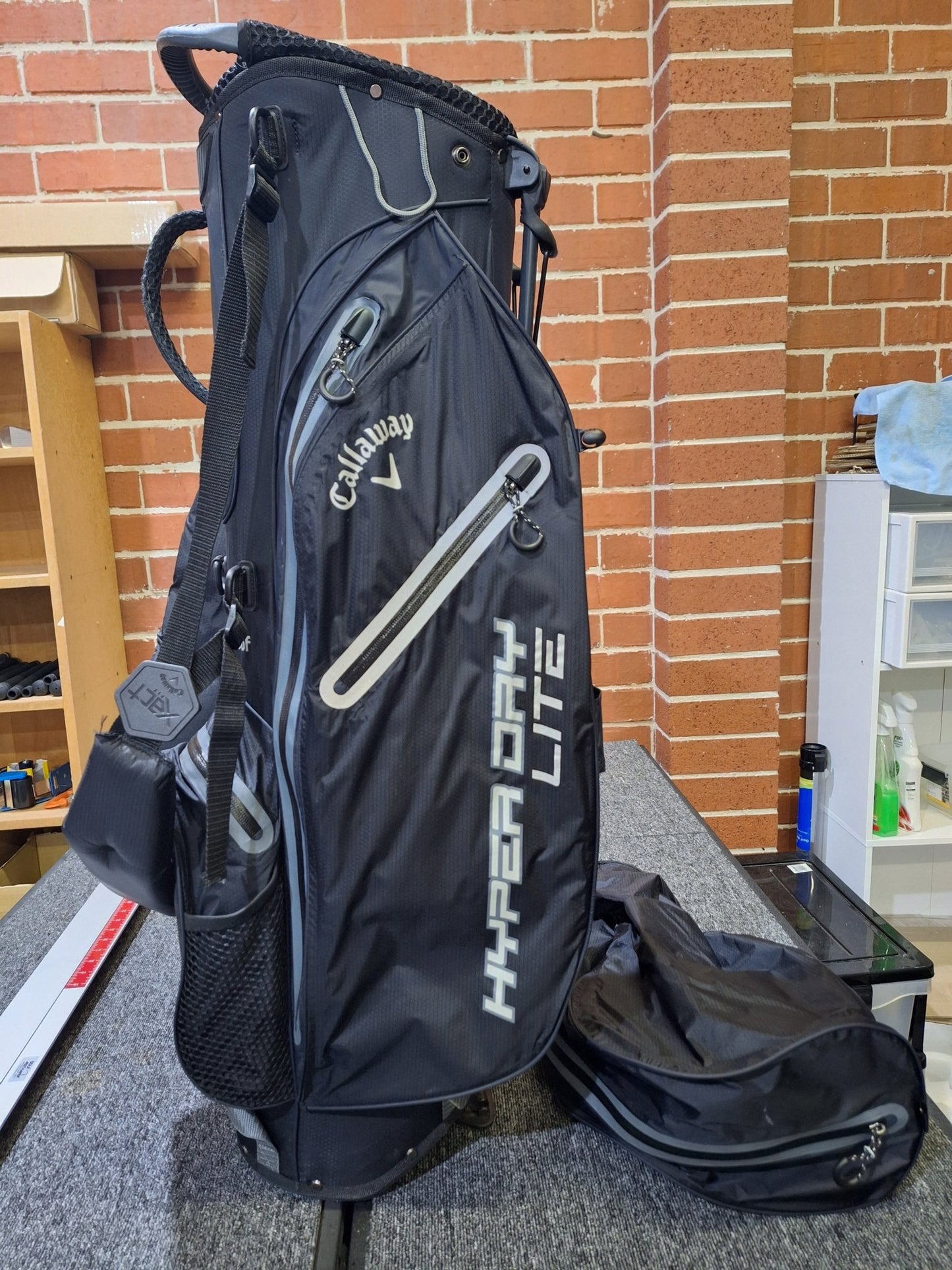Callaway - Hyper - Dry Lite - Black - Stand Bag - Shams Golf Exchange