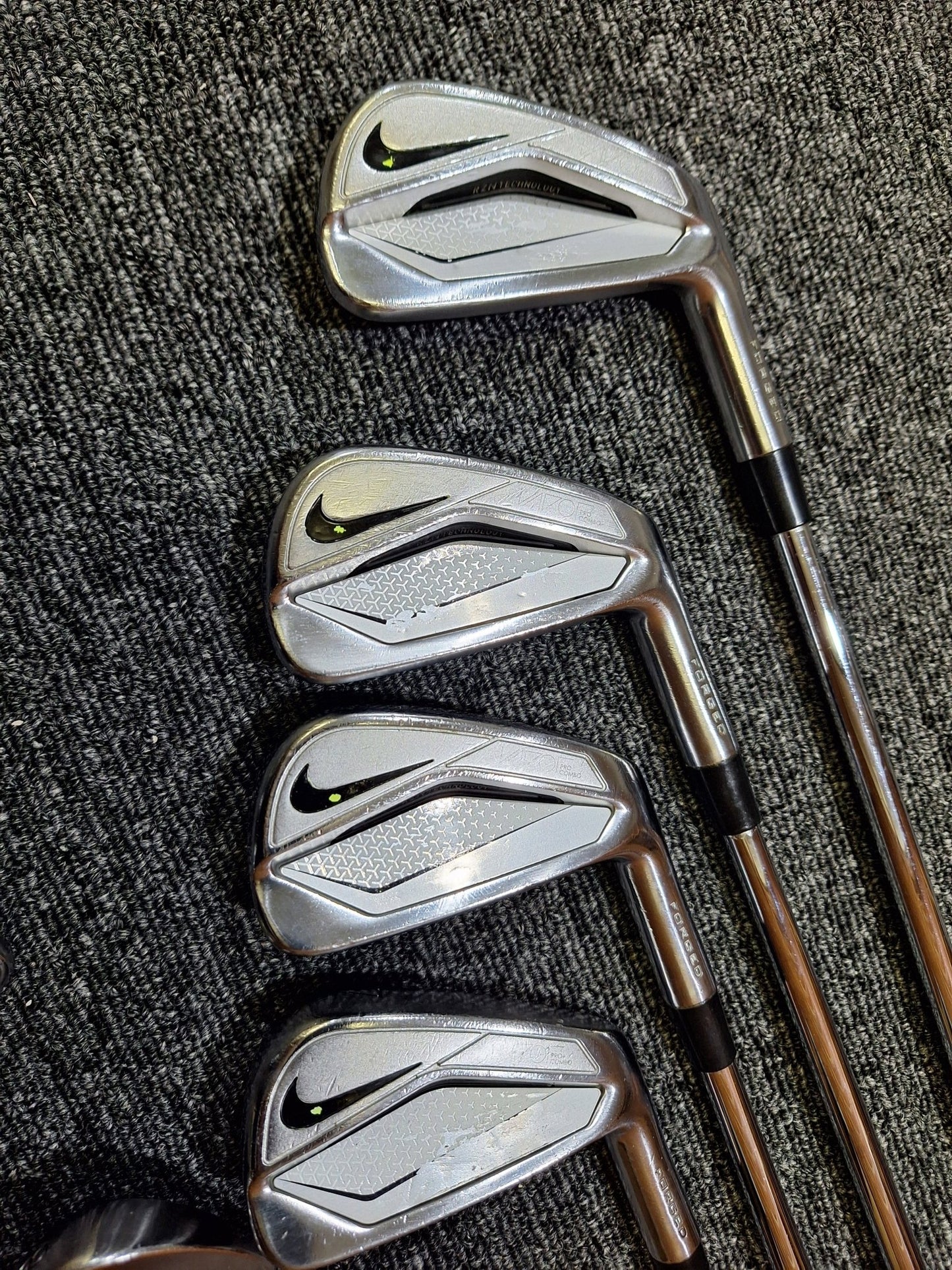 Nike - Vapor Pro Combo Irons - #4 - PW - Stiff Steel - Right Hand - Shams Golf Exchange