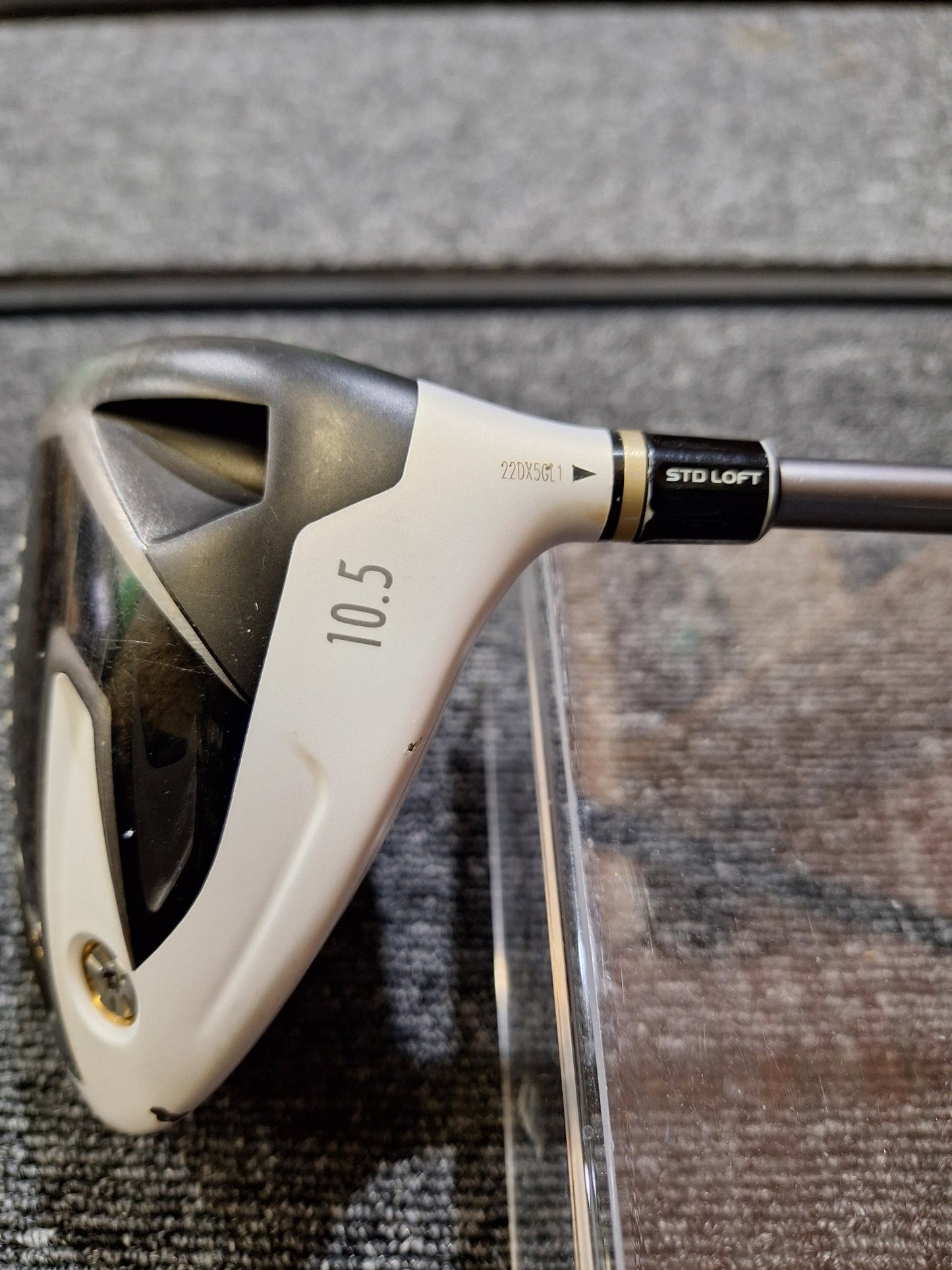 Taylormade - GLOIRE (2014) Driver (Japan Only) - 10.5 - Reg Flex - RH - Shams Golf Exchange