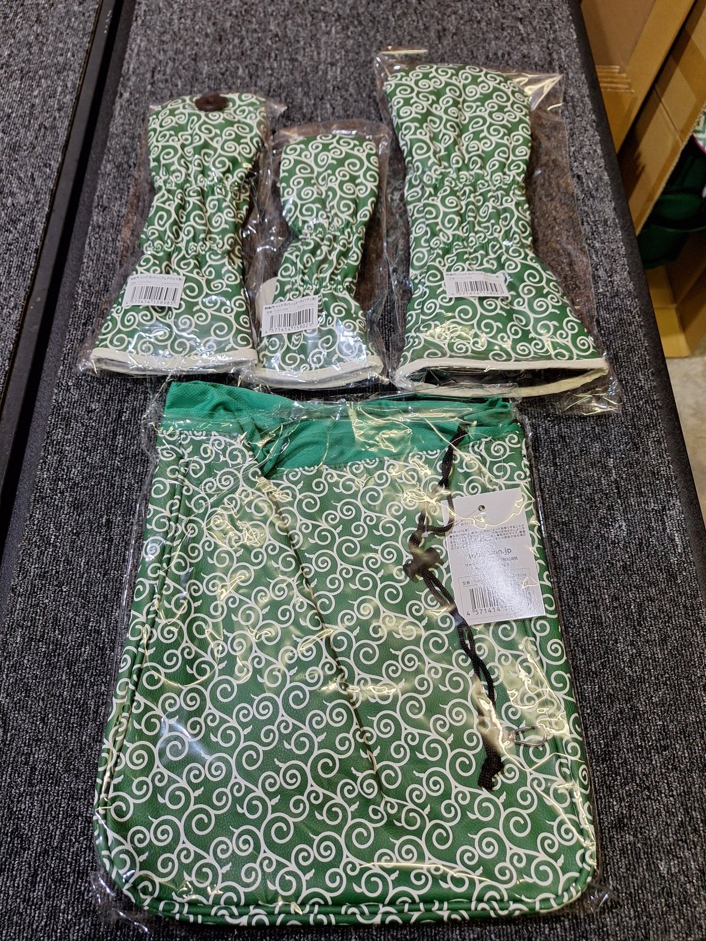 Tobiemon - Headcover 4 Piece Set - Driver, Fwy, Hyb, Iron Set - Karakusa - Shams Golf Exchange