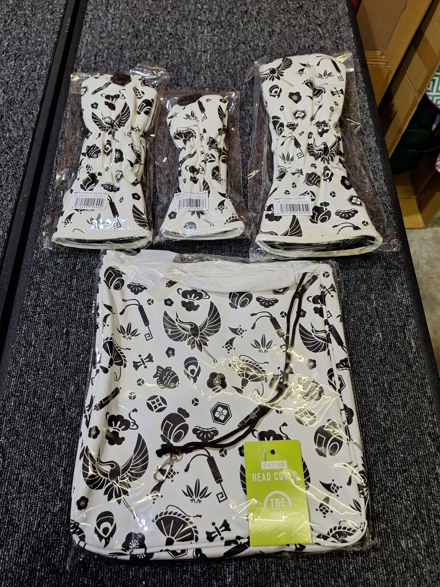 Tobiemon - Headcover 4 Piece Set - Driver, Fwy, Hyb, Iron Set - Takara - zukushi - Shams Golf Exchange