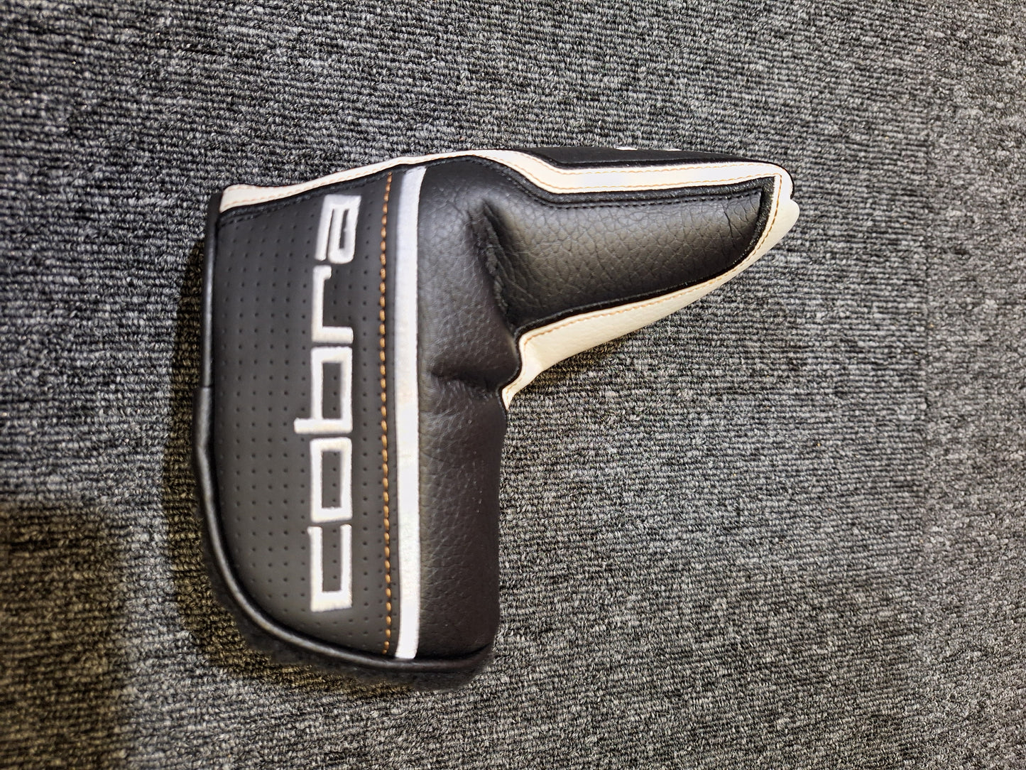 Cobra - Vintage Widesport (2024) - 34 Inch - RH - AS NEW