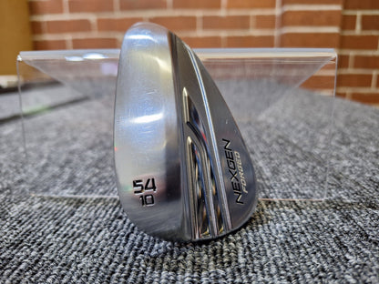 NEXGEN - Forged Wedge (2023) - 54/10 - Dynamic Gold Spinner - RH - EXCELLENT