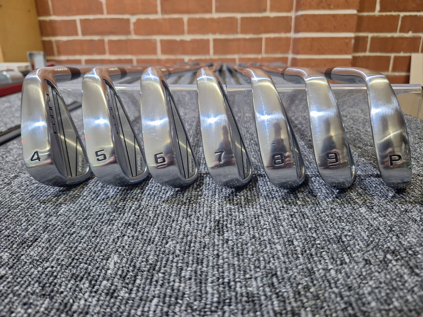 Cobra - King Tour (2023) - #4 - PW - Modus 3 Tour 120 Stiff - RH - EXCELLENT