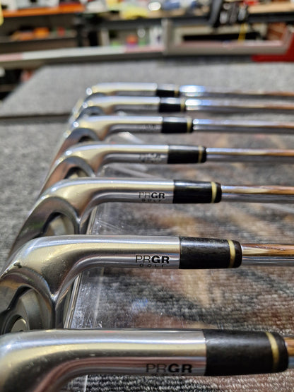 PRGR - is3 500BL - #4 - PW - PRGR Spec Steel II Stiff - RH - VERY GOOD