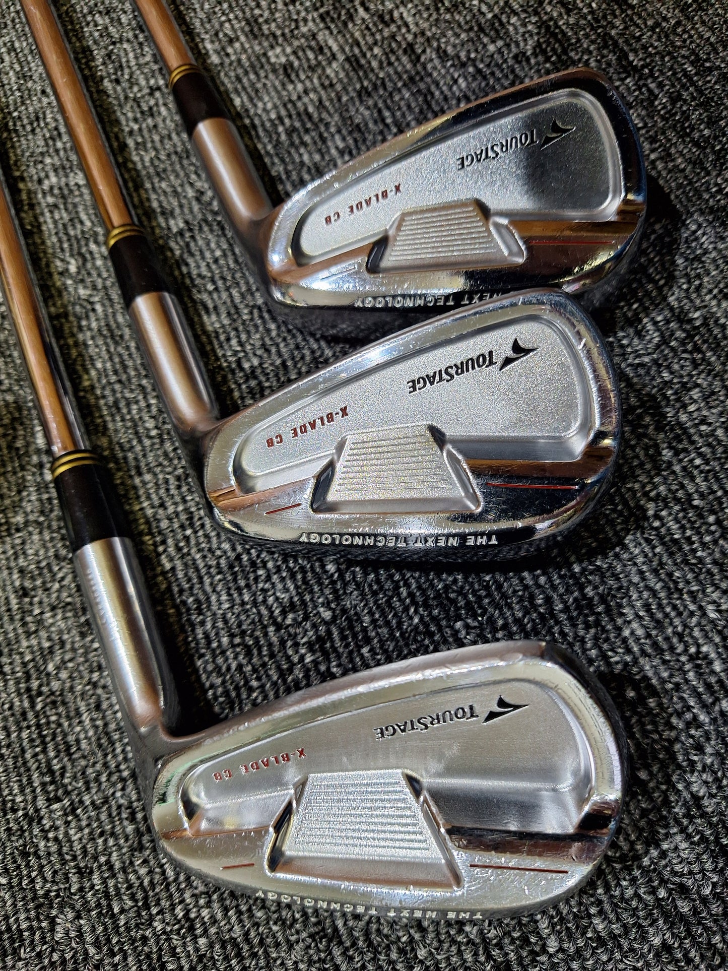 Bridgestone - Tourstage X-Blade CB - #5 - PW - NS PRO GH Stiff - RH - VERY GOOD