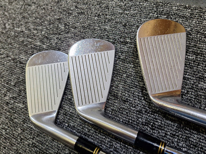 Bridgestone - Tourstage X-Blade CB - #5 - PW - NS PRO GH Stiff - RH - VERY GOOD