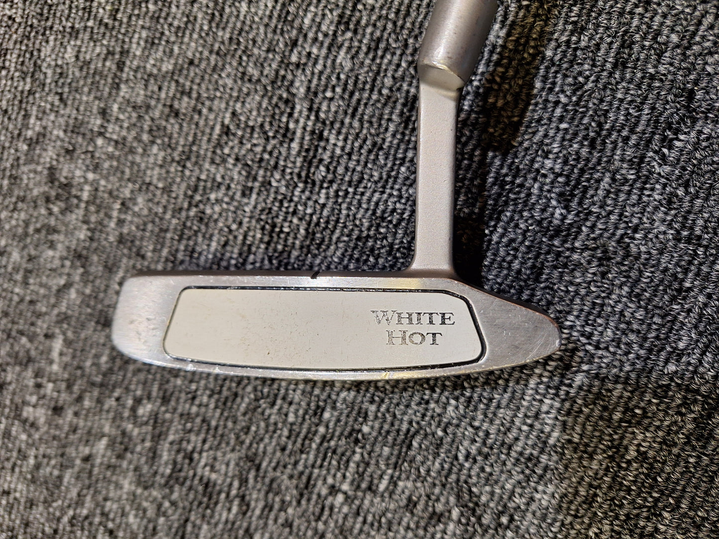 Odyssey - White Hot #3 Putter - RH - 34 Inch - VERY GOOD