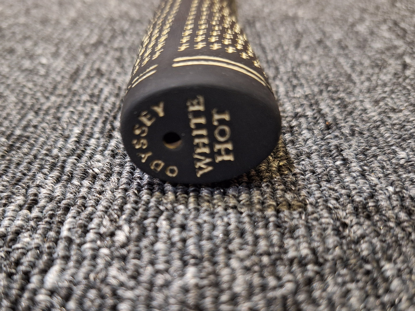 Odyssey - White Hot #3 Putter - RH - 34 Inch - VERY GOOD