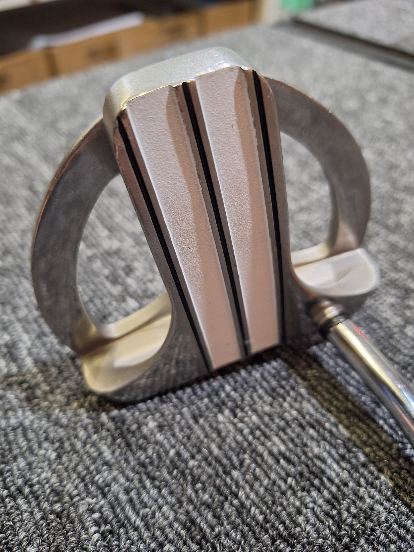 Odyssey - White Hot XG Marxman Putter - RH - 34 Inch - GOOD