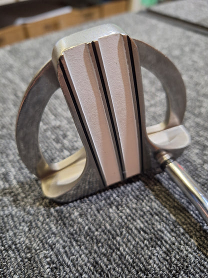 Odyssey - White Hot XG Marxman Putter - RH - 34 Inch - GOOD