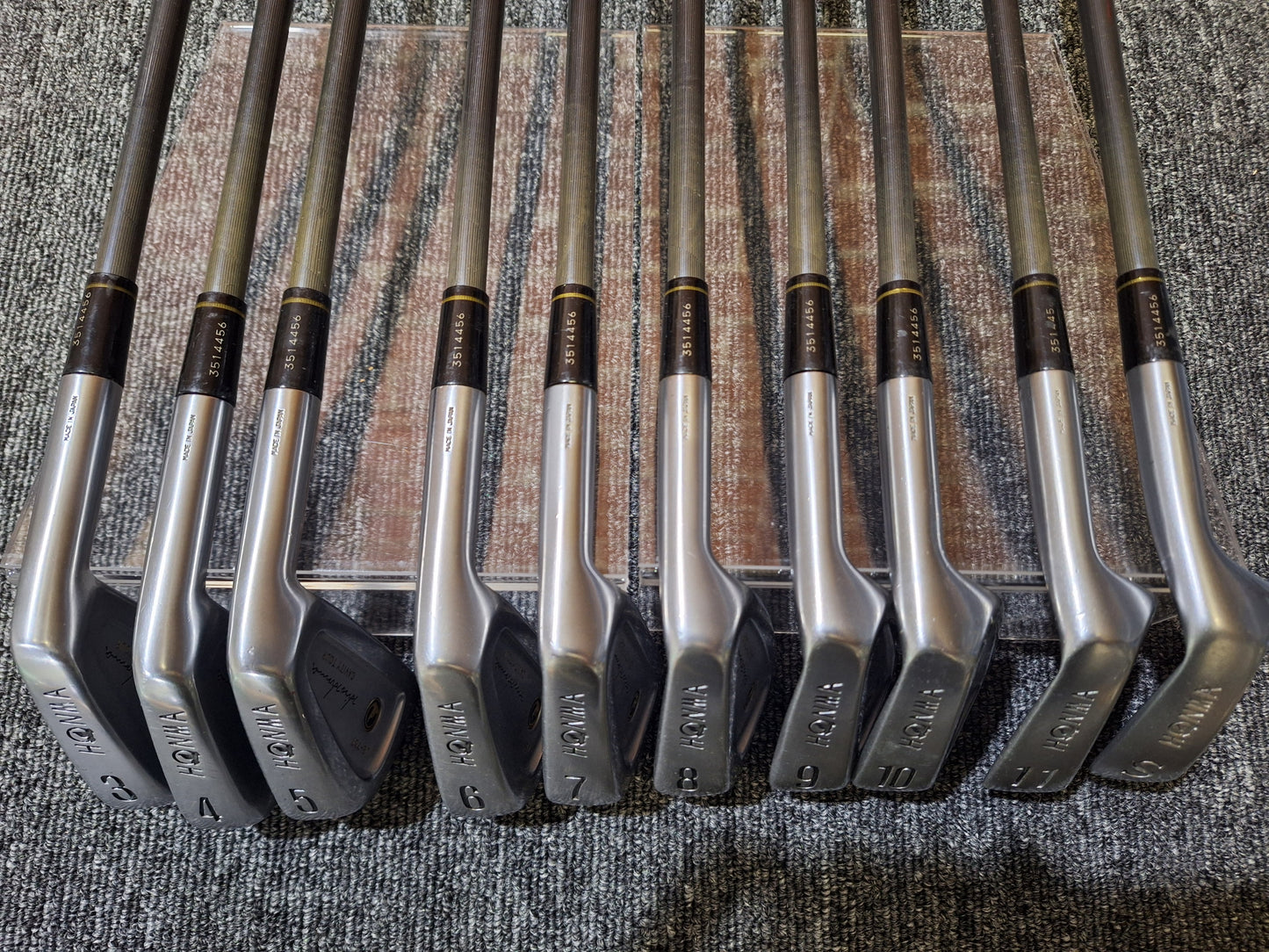 Honma - LB-737 Black Finish - #3 - 11 + SW - M40 New Titanium Carbon - RH - GOOD