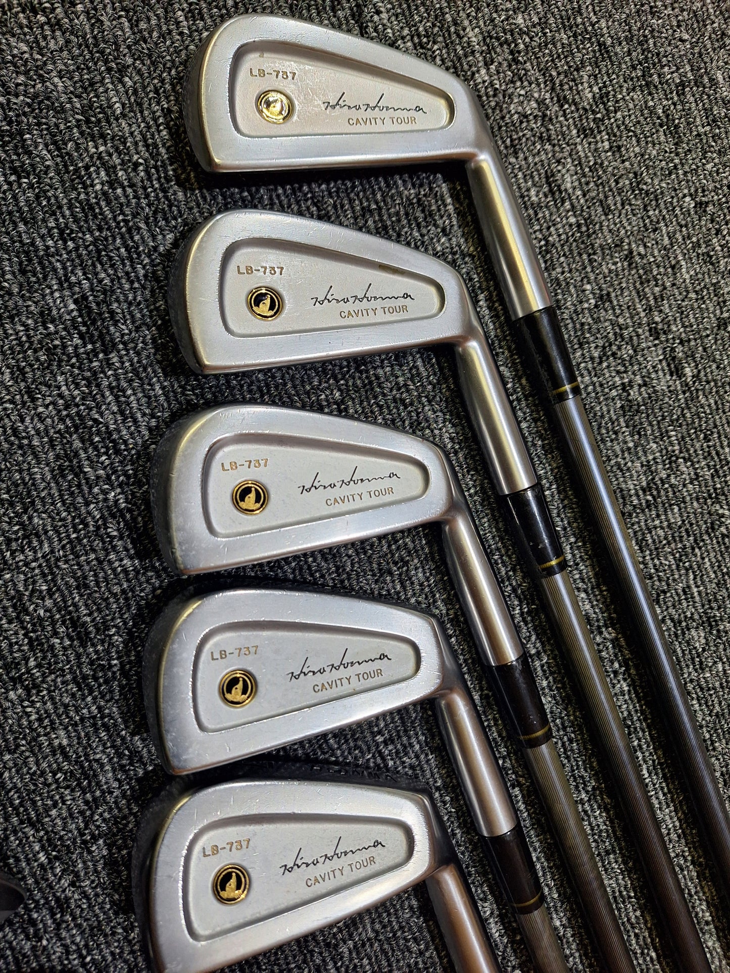 Honma - LB-737 Black Finish - #3 - 11 + SW - M40 New Titanium Carbon - RH - GOOD