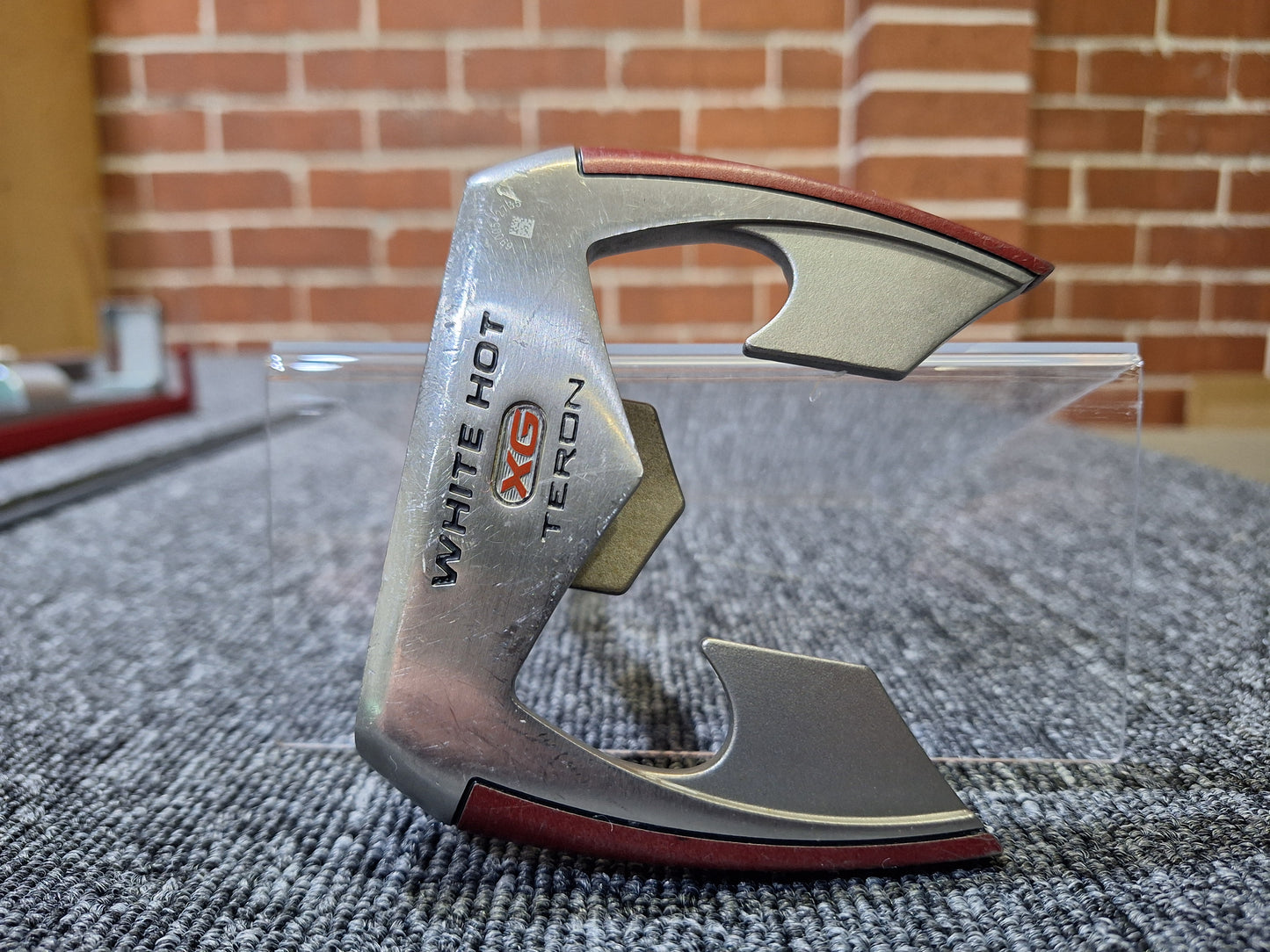 Odyssey - White Hot XG Teron Putter - 35 Inch - RH - GOOD