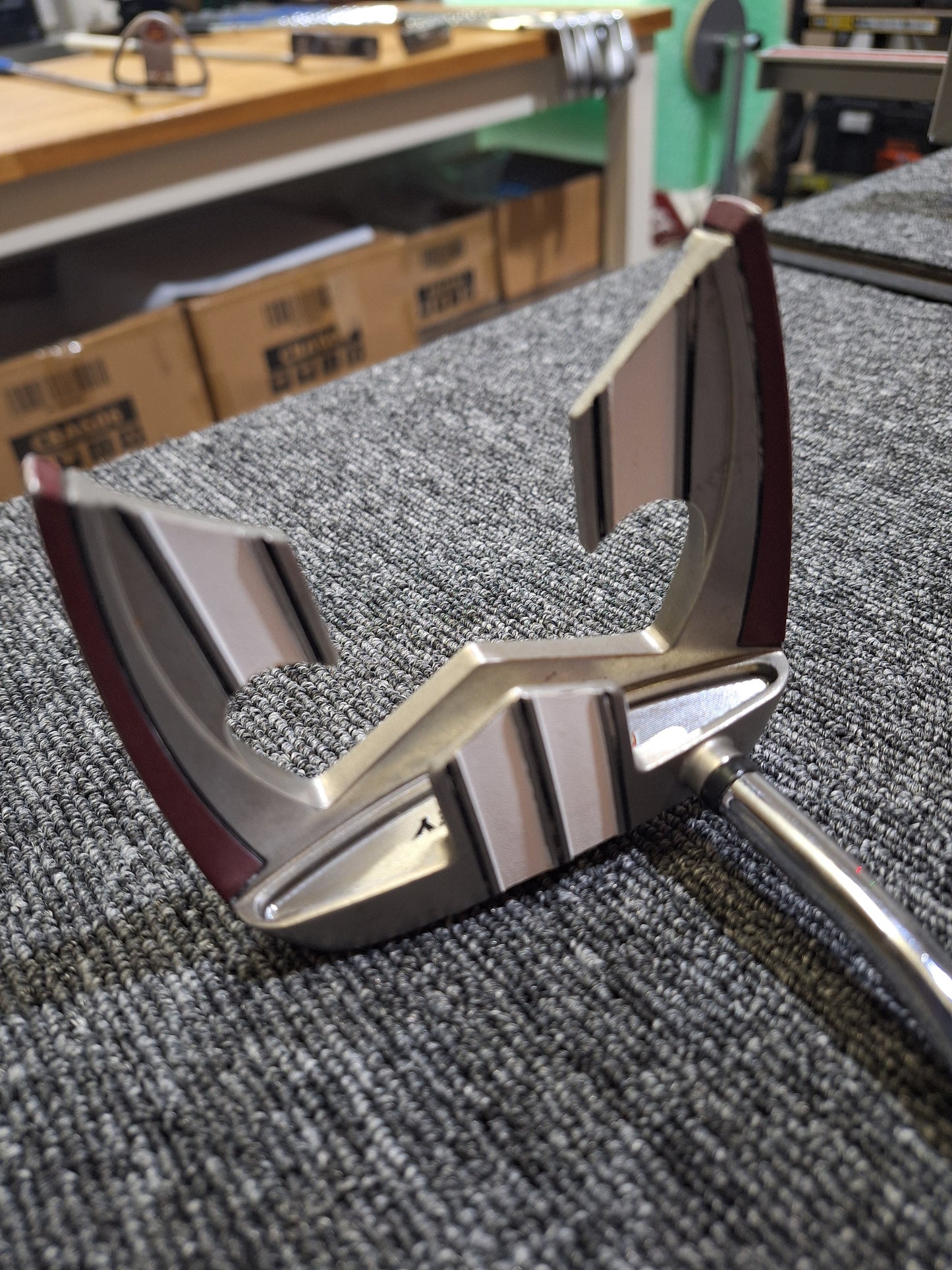 Odyssey - White Hot XG Teron Putter - 35 Inch - RH - GOOD