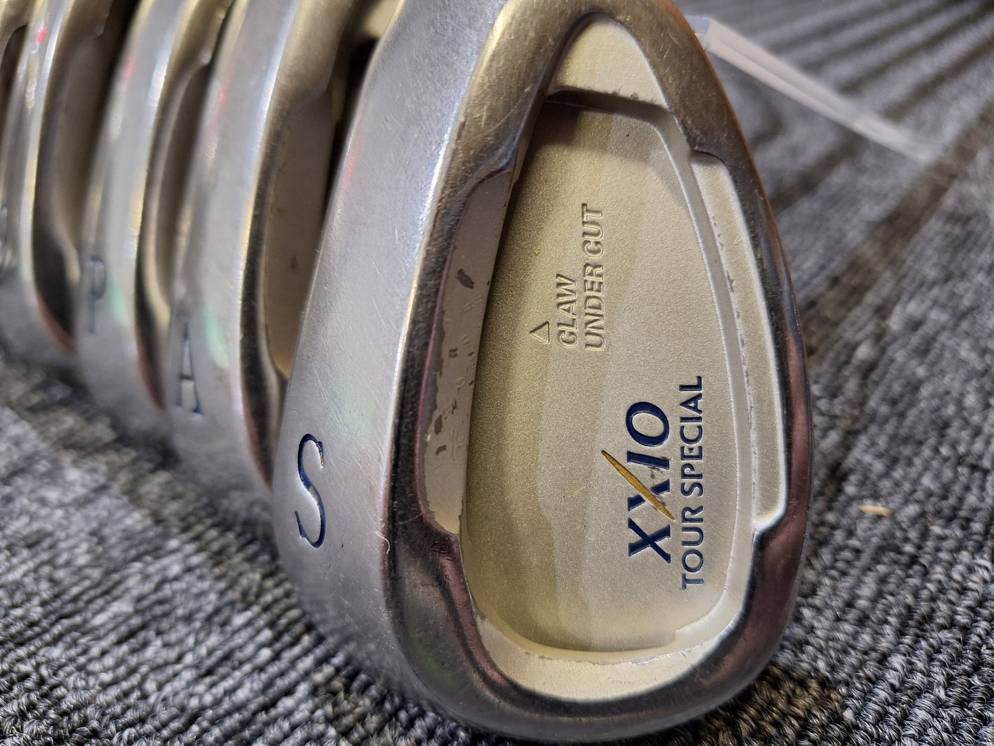 XXIO - XXIO Tour Special - #3 - PW+AW+SW - MP100 Reg Flex - RH - GOOD