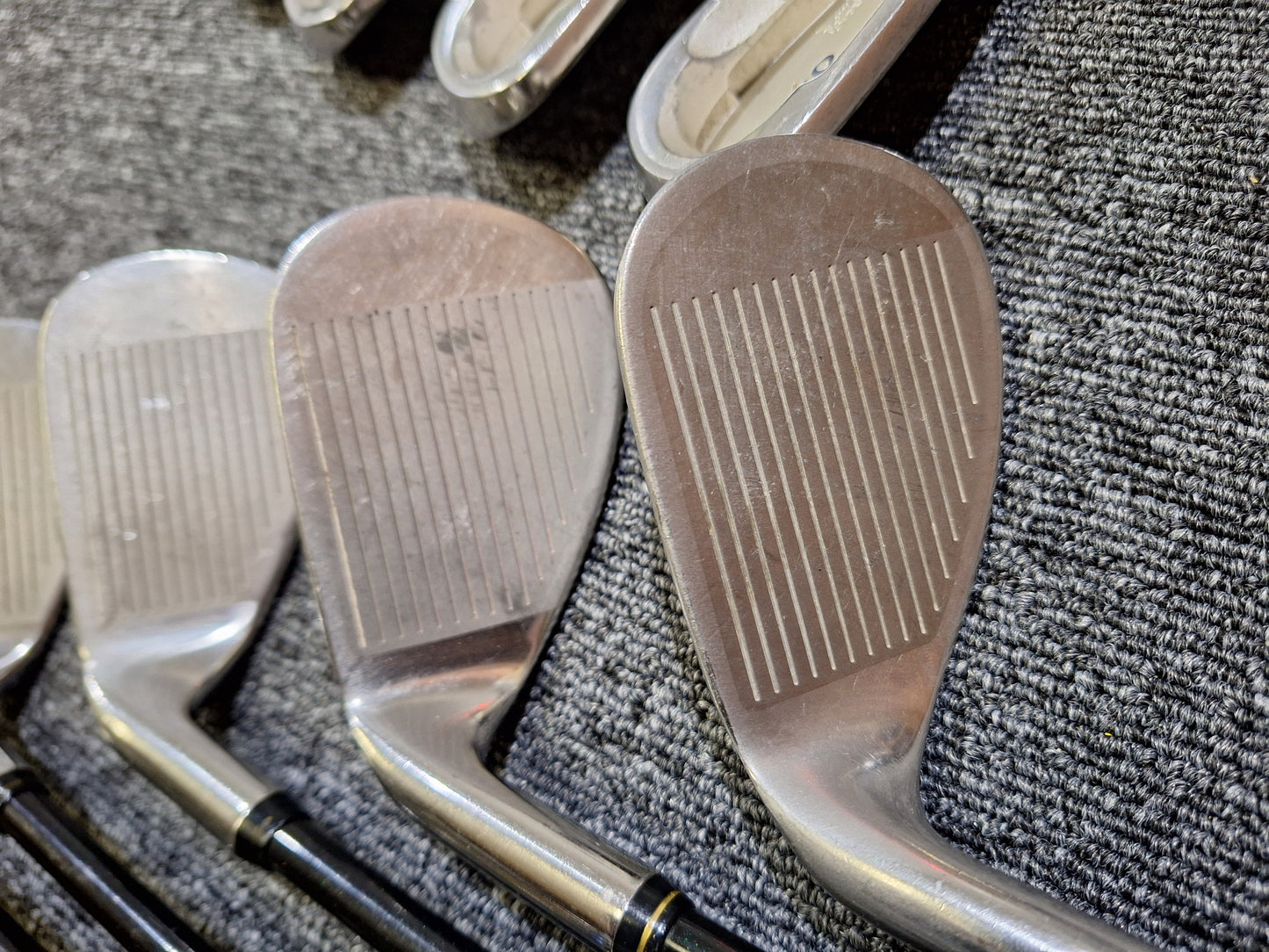 XXIO - XXIO Tour Special - #3 - PW+AW+SW - MP100 Reg Flex - RH - GOOD