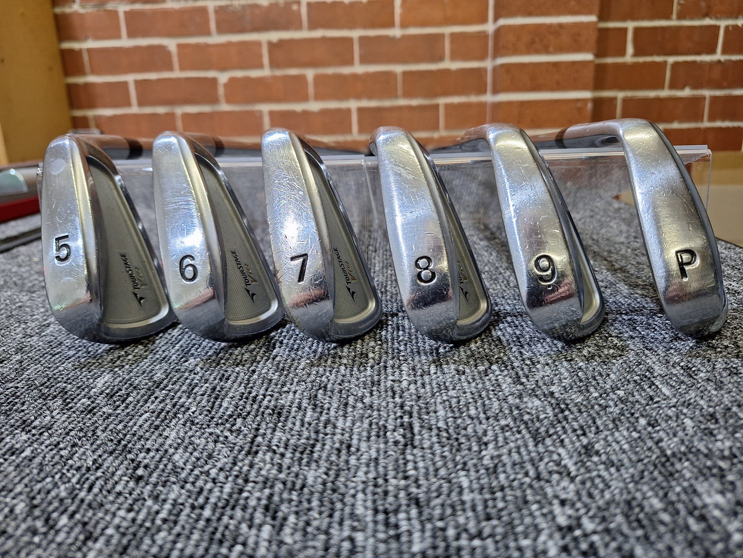 Bridgestone - Tourstage ViQ Forged - #5-PW - NS PRO GH Stiff - RH - VERY GOOD