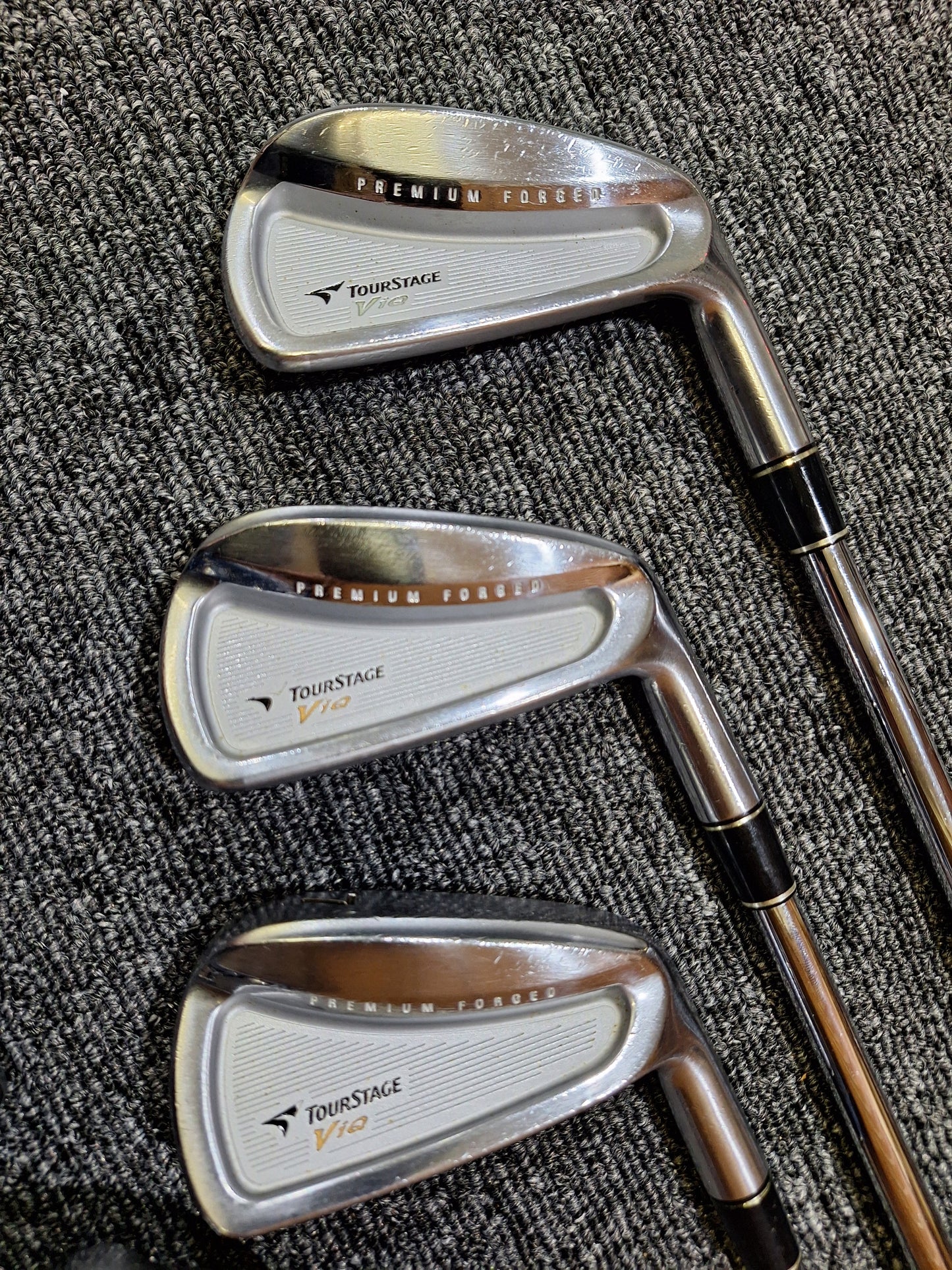 Bridgestone - Tourstage ViQ Forged - #5-PW - NS PRO GH Stiff - RH - VERY GOOD