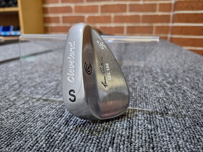 Cleveland - Tour Action 588 (2017) Wedge - 56 - Traction Stiff - RH - VERY GOOD
