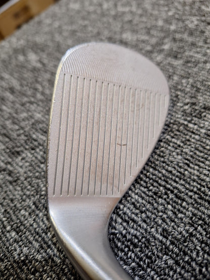 Cleveland - RTX Zipcore Satin Wedge - 56/10 - NS PRO 950GH - RH - VERY GOOD