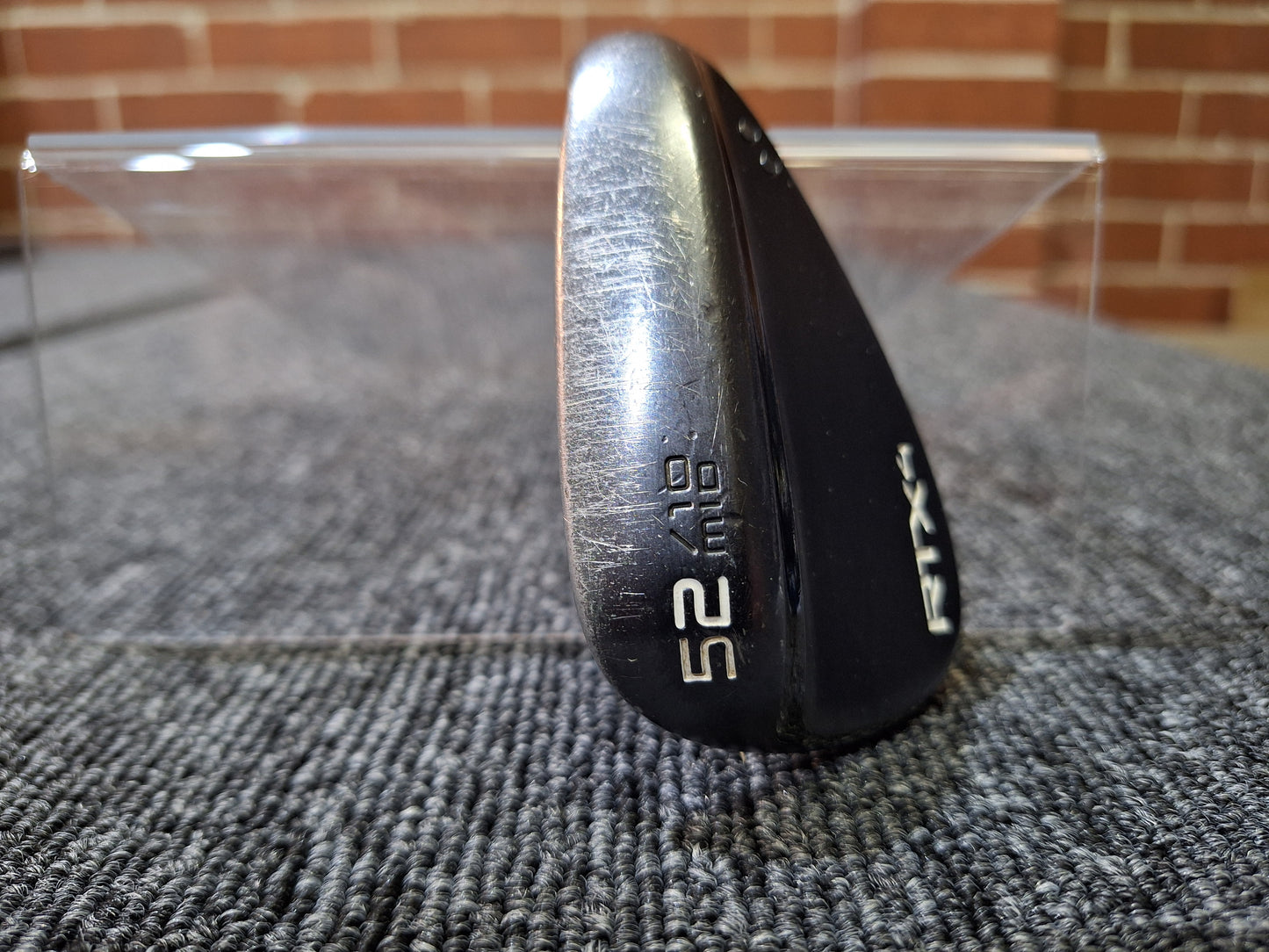 Cleveland - RTX 4 Black Satin Wedge - 52/10 - Dynamic Gold (USA Spec) - RH - VERY GOOD