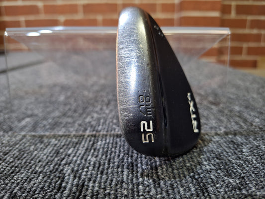 Cleveland - RTX 4 Black Satin Wedge - 52/10 - Dynamic Gold (USA Spec) - RH - VERY GOOD