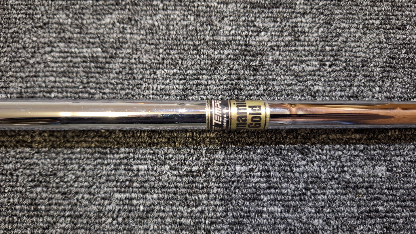 Bridgestone - Forged Wedge Silver - 52/08 - Dynamic Gold S200 - RH - VERY GOOD