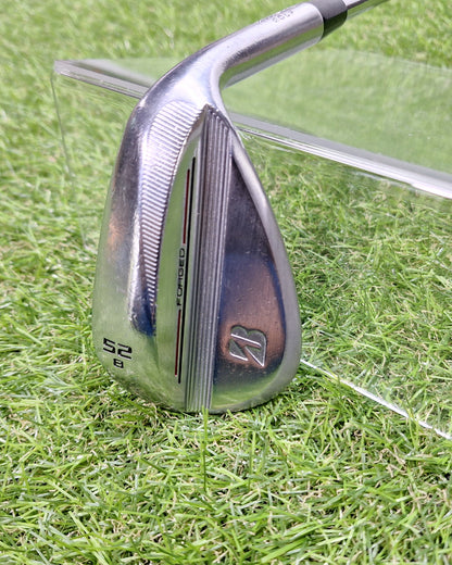Bridgestone - Forged Wedge Silver - 52/08 - Modus Tour 120 Stiff - RH - VERY GOOD