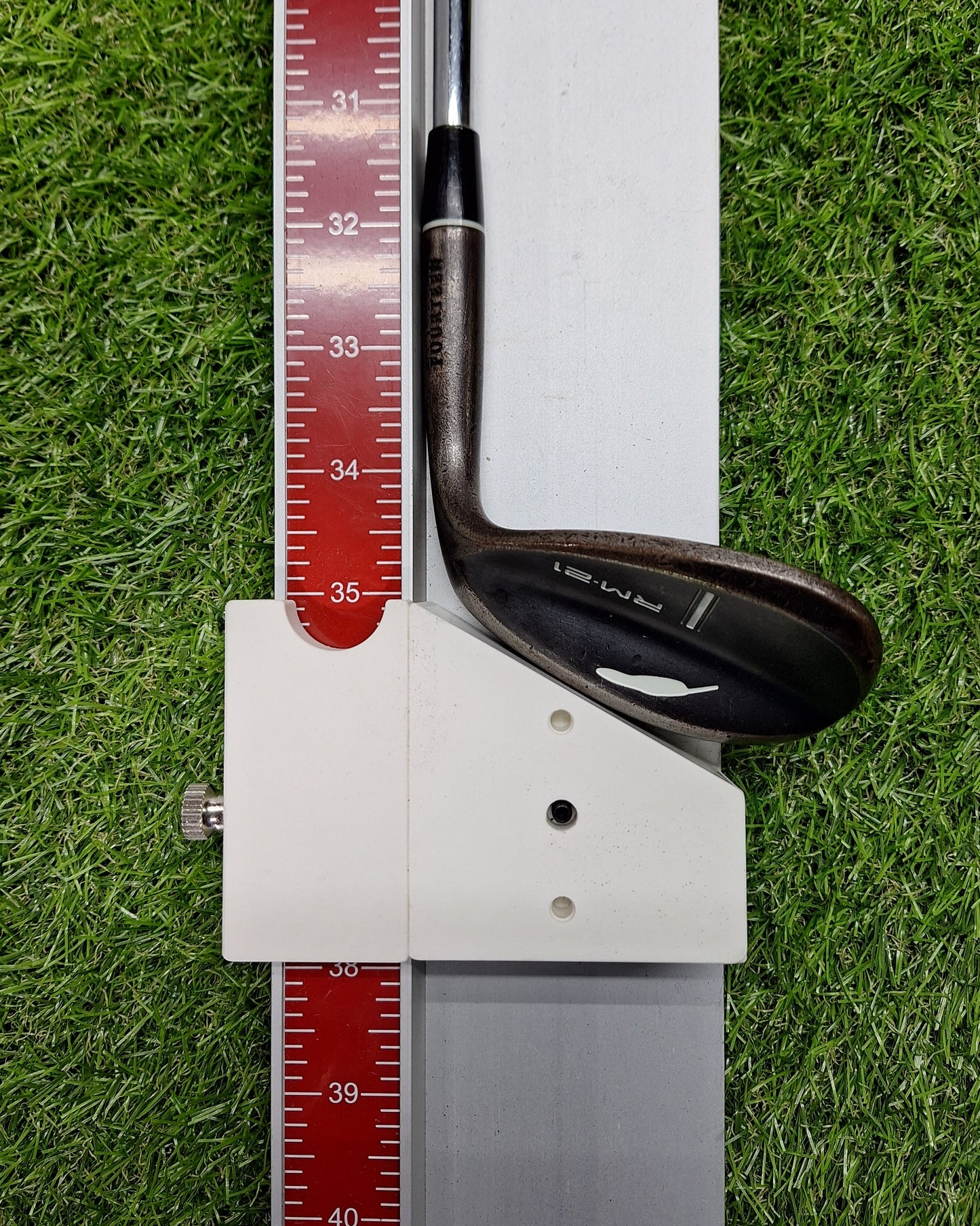 Fourteen - RM-21 Nickel Chrome Wedge - 56/08 - NS PRO 950GH HT - RH - GOOD