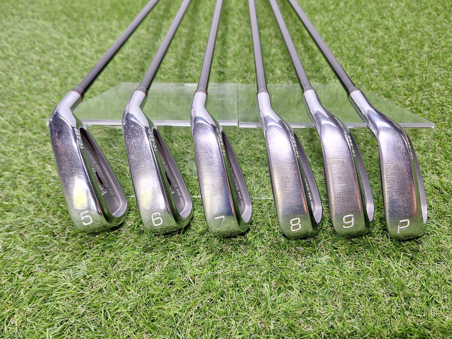 Fourteen - TC550 Irons - #5 - PW - MD-370TI Reg Flex - RH - EXCELLENT