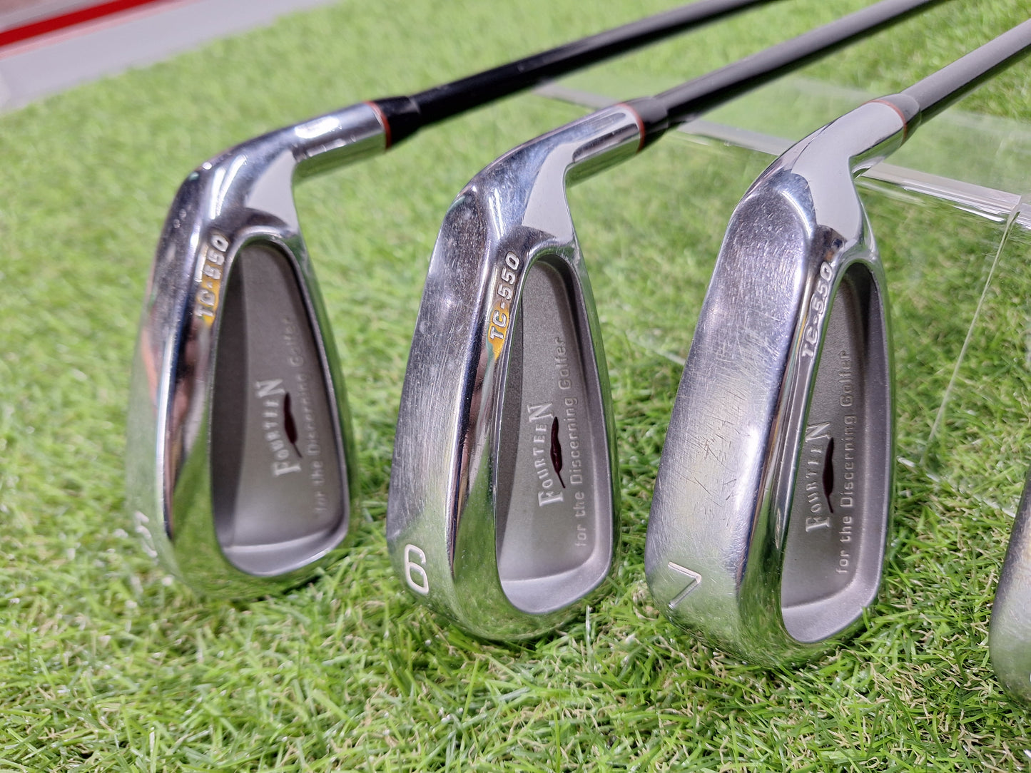 Fourteen - TC550 Irons - #5 - PW - MD-370TI Reg Flex - RH - EXCELLENT