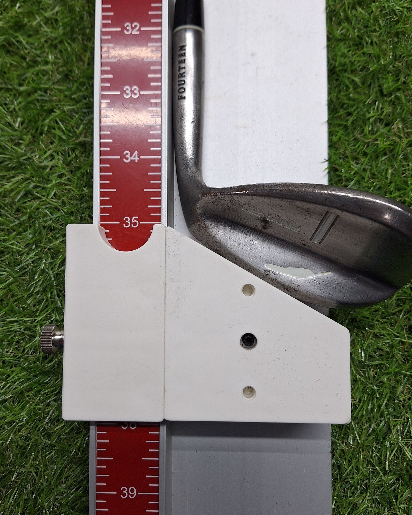Fourteen - RM-21 Nickel Chrome Wedge - 56/12 - NS PRO 950GH HT - RH - GOOD