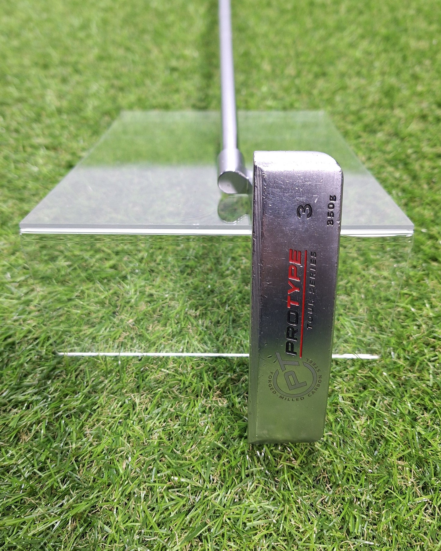 Odyssey - Protype Tour Series #3 Putter - 34 Inch - RH - VERY GOOD