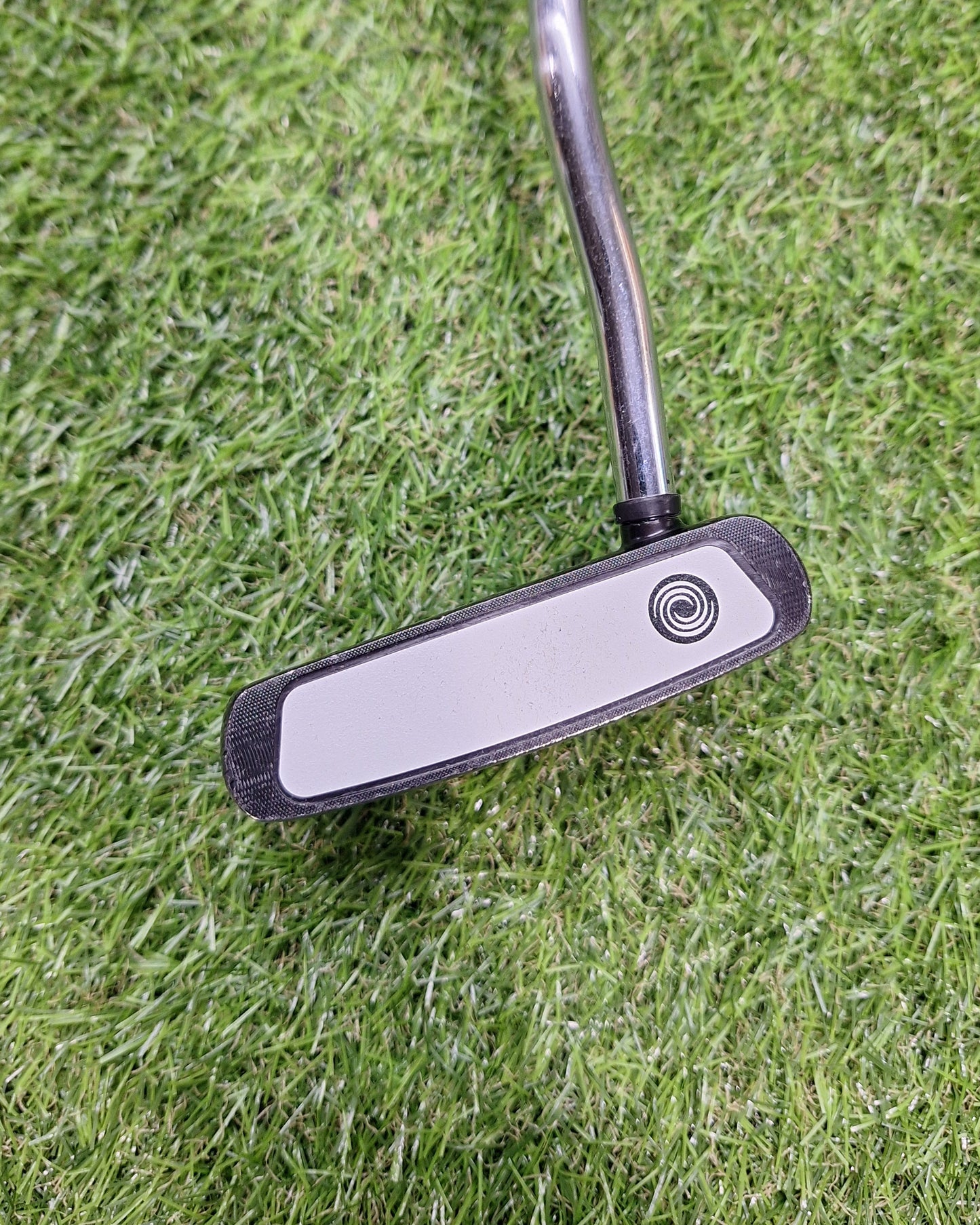 Odyssey - White Hot RIZE ix #3 Putter - 34 Inch - RH - GOOD