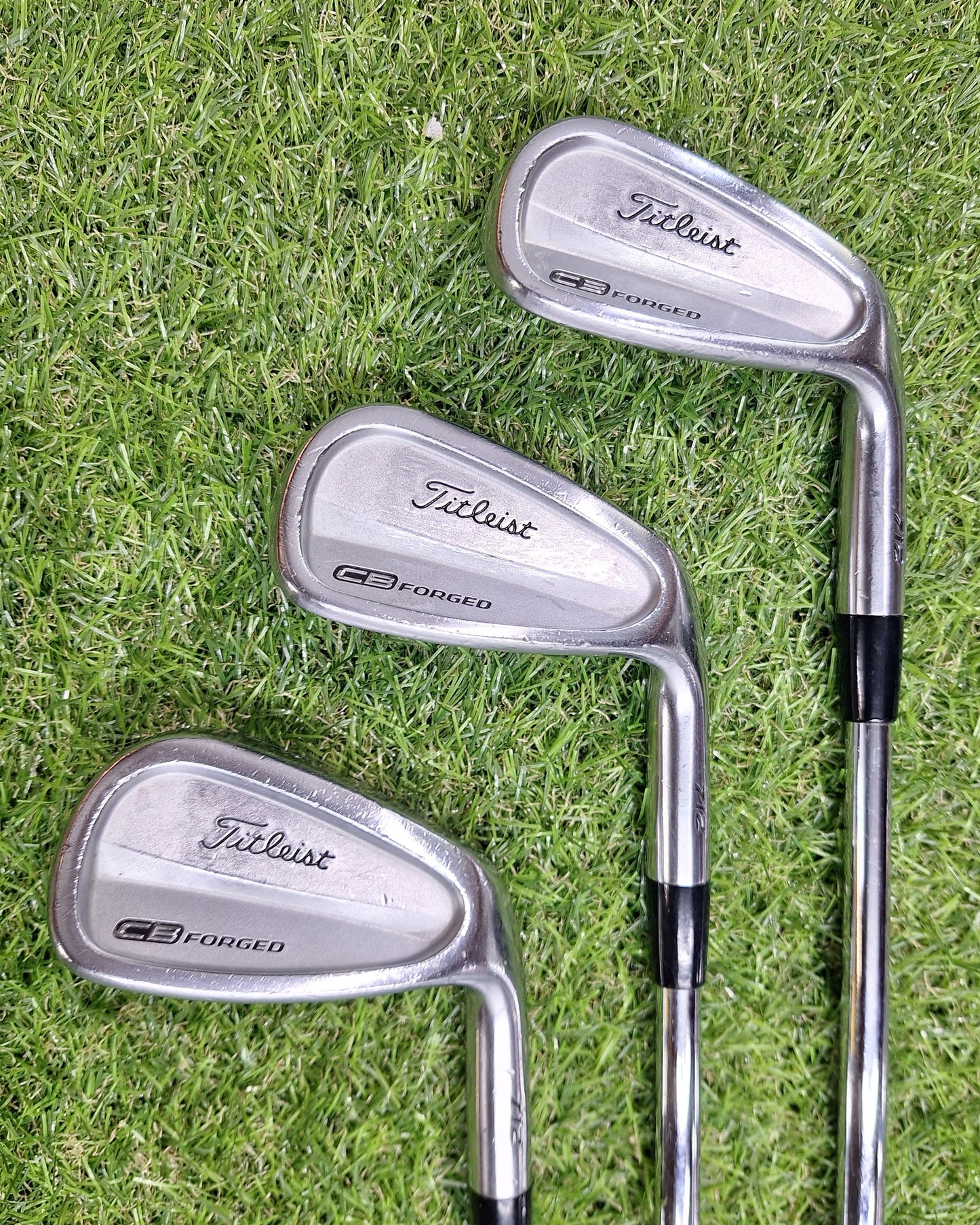 Titliest - 712 CB Irons (2012) - 5-PW - Dynamic Gold S200 - RH - VERY GOOD