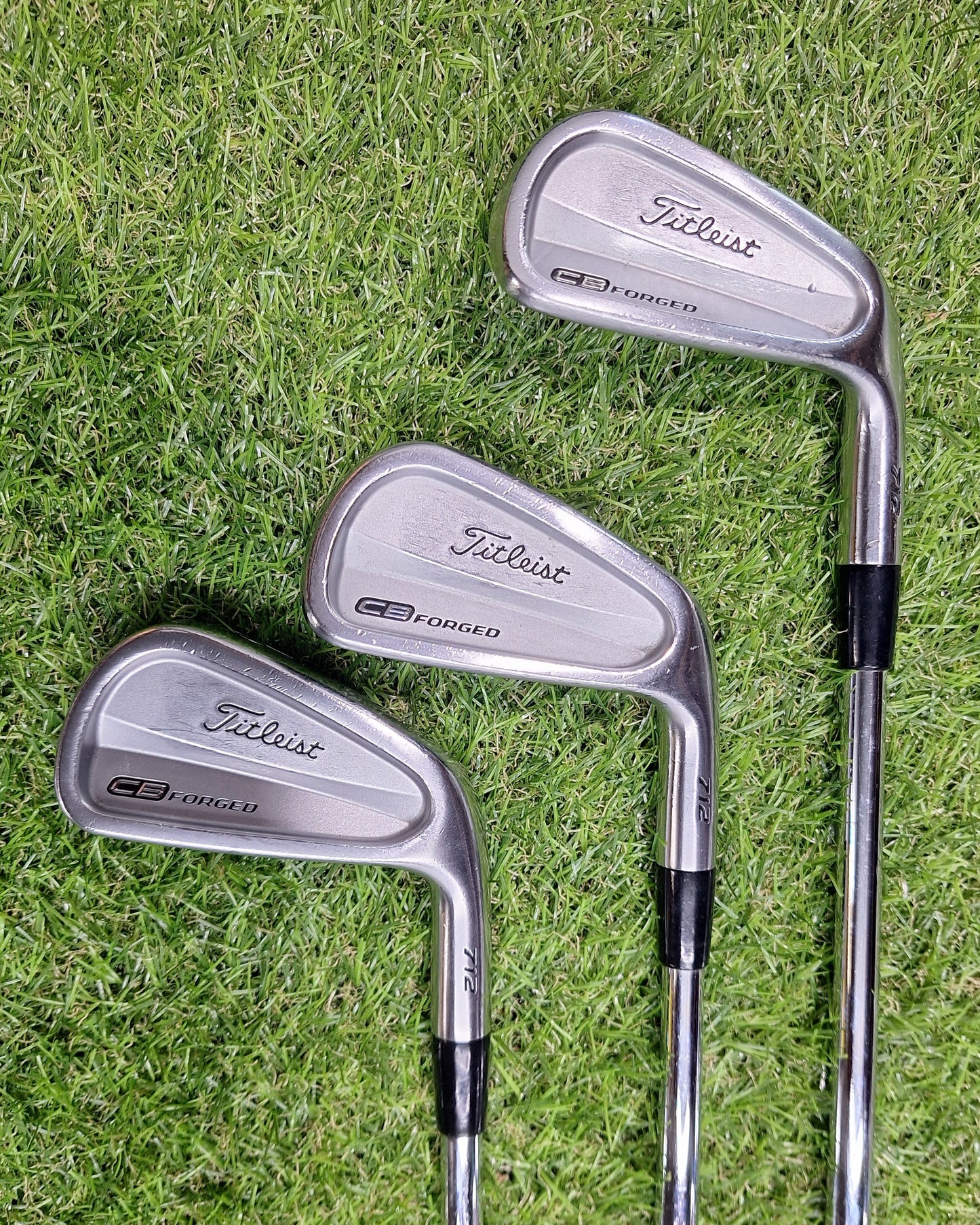 Titliest - 712 CB Irons (2012) - 5-PW - Dynamic Gold S200 - RH - VERY GOOD