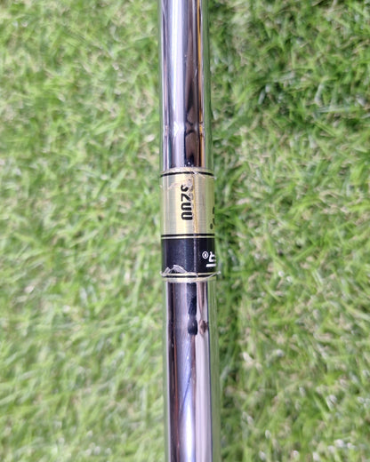Titliest - 712 CB Irons (2012) - 5-PW - Dynamic Gold S200 - RH - VERY GOOD