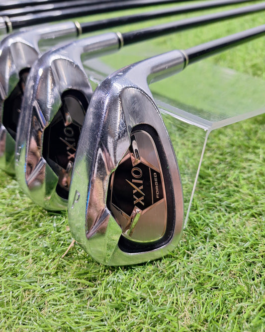 XXIO - Forged Irons (2009) - #5-PW - XXIO MX2000 Stiff - RH - VERY GOOD