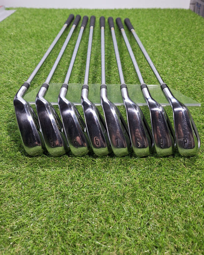 Cleveland - MT/TT Combo Iron Set - #4-PW - Tour Traction 85 Stiff - RH - VERY GOOD