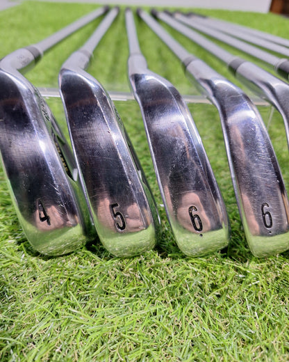 Cleveland - MT/TT Combo Iron Set - #4-PW - Tour Traction 85 Stiff - RH - VERY GOOD