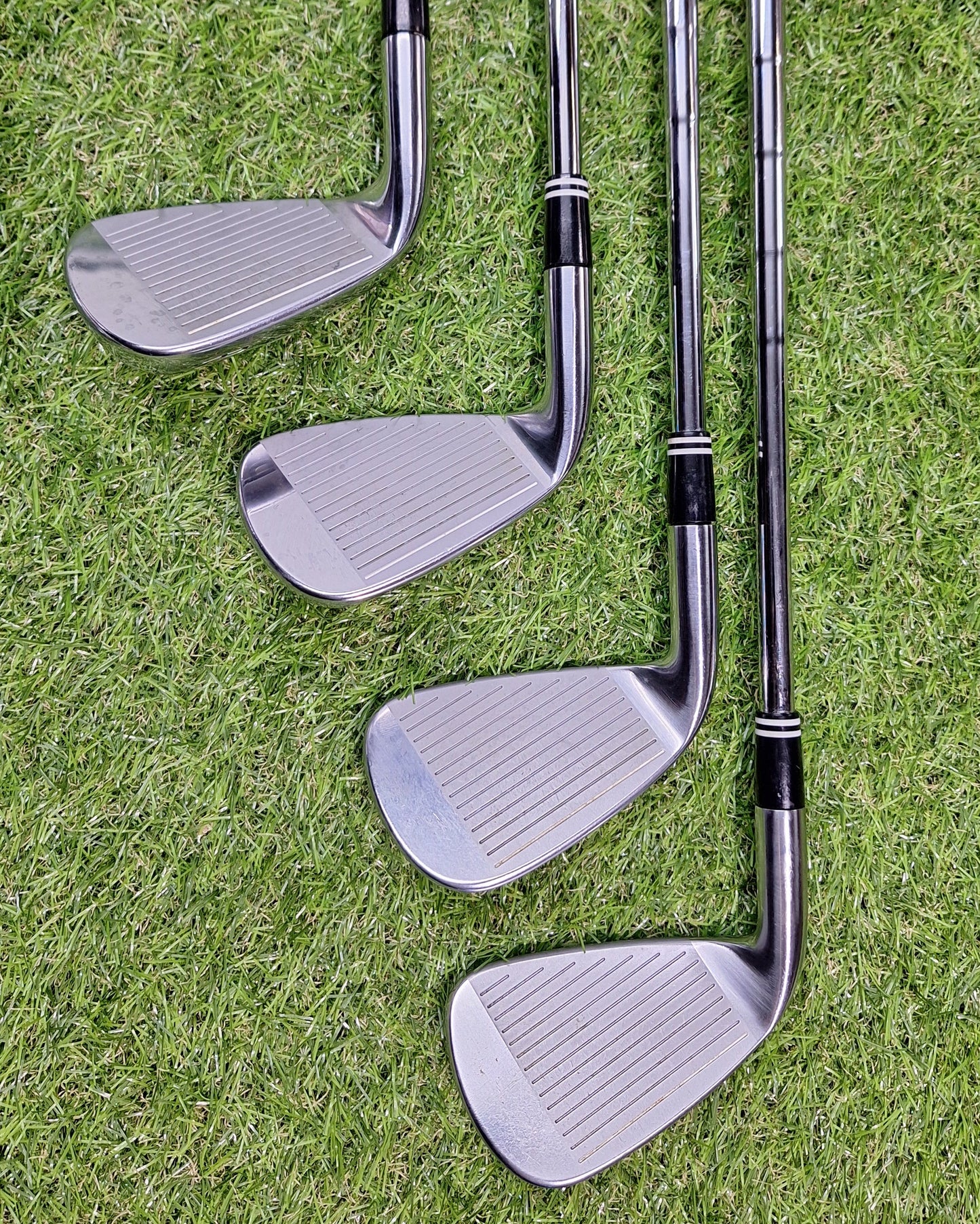 Cleveland - MT/TT Combo Iron Set - #4-PW - Tour Traction 85 Stiff - RH - VERY GOOD