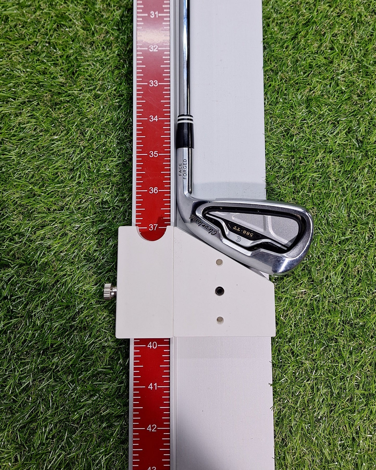 Cleveland - MT/TT Combo Iron Set - #4-PW - Tour Traction 85 Stiff - RH - VERY GOOD