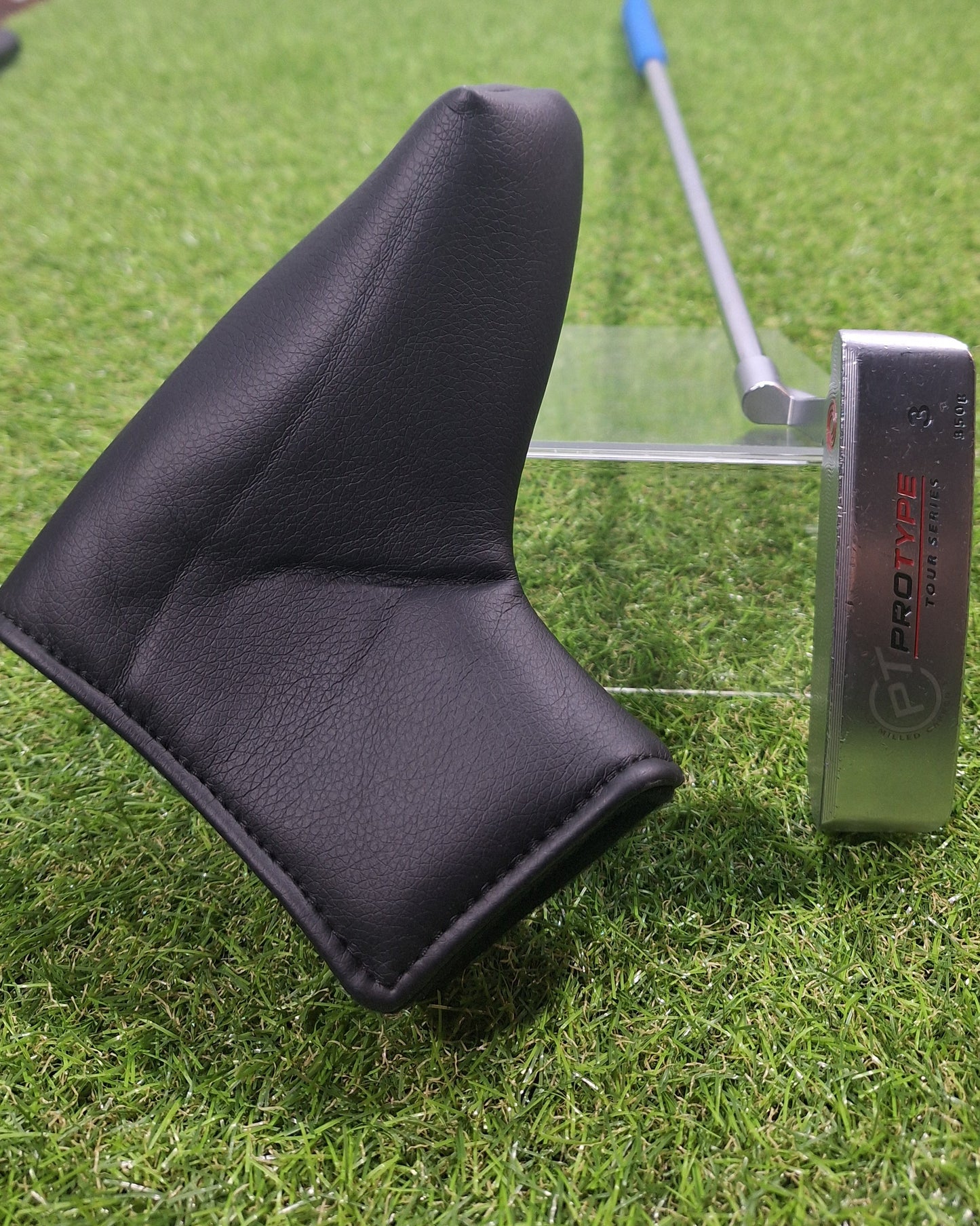 Odyssey - Protype Tour Series #3 Putter - 34 Inch - RH - VERY GOOD