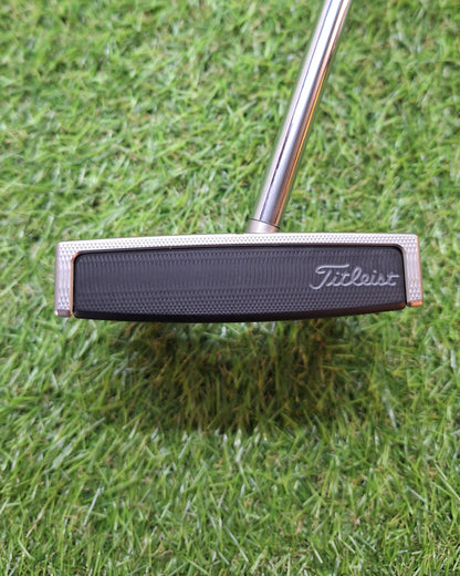 Scotty Cameron - Futura 5S - 34 Inch - RH - VERY GOOD