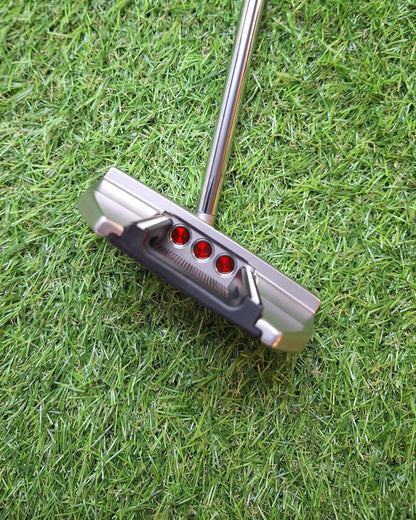 Scotty Cameron - Futura 5S - 34 Inch - RH - VERY GOOD