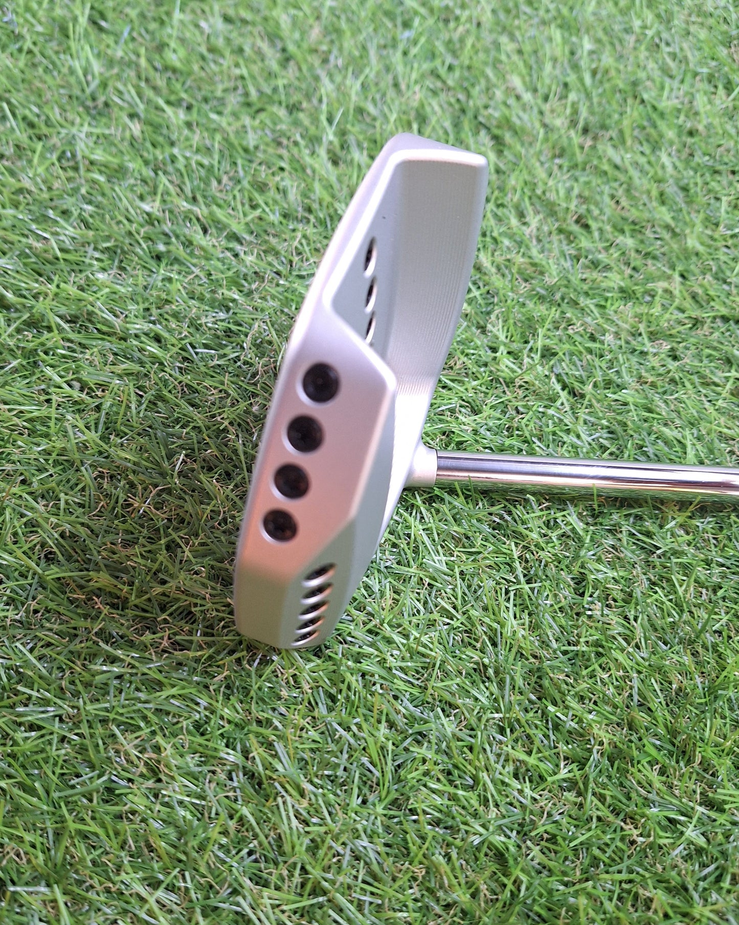 PXG - Drone C Putter (W/ Grip Counter Weight) - 33 Inch - VERY GOOD