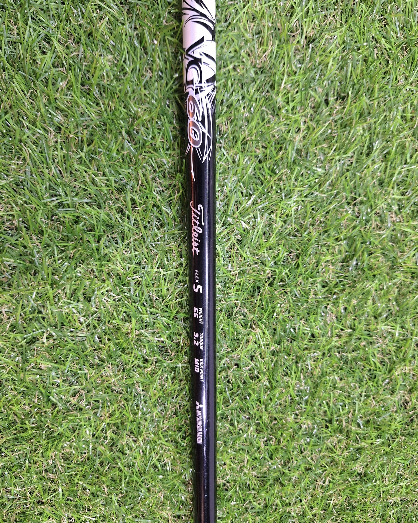 Titliest - VG3 (2012) Driver - 9.5 - Titliest VG60 Stiff - RH - VERY GOOD